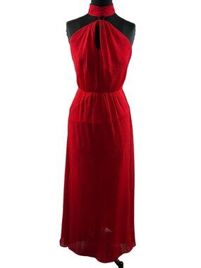 The "White of Night" evening dress designed by Vera Wang